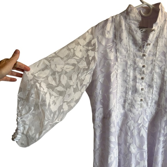 Sue Sartor Paloma Flounce Dress, White Cotton Swiss Voile/Embossed Blooms, L - Picture 5 of 11